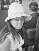 Aliza Gur