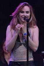 Suki Waterhouse